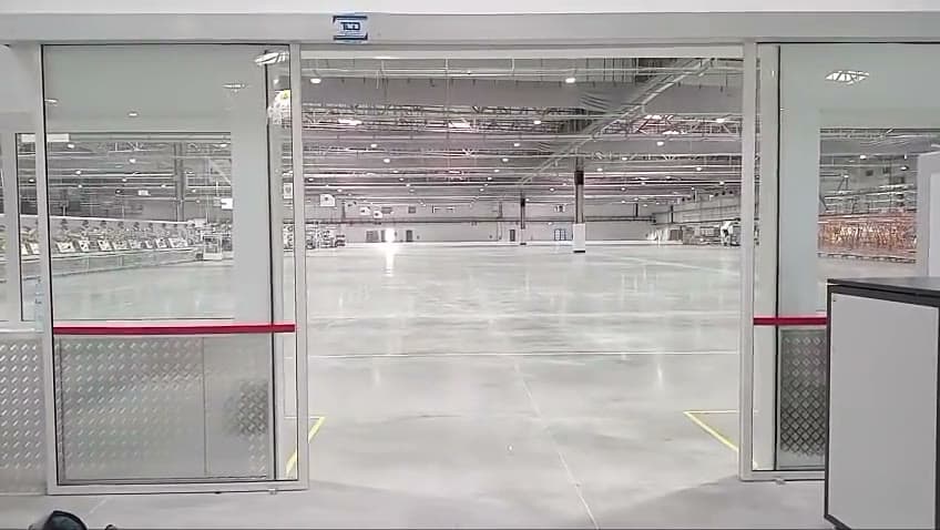 Portes automatiques — site industriel