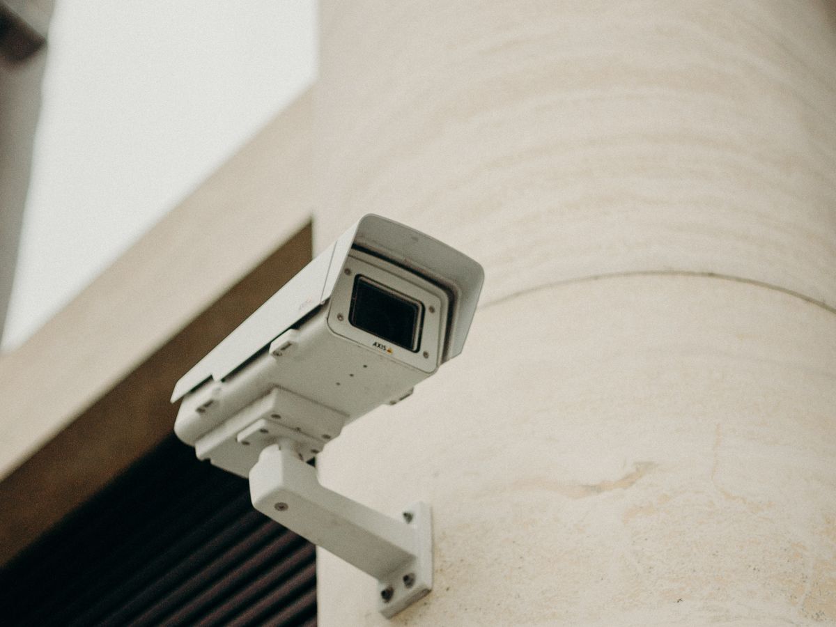 Prix d’une caméra de surveillance en Tunisie : ce qui fait le budget